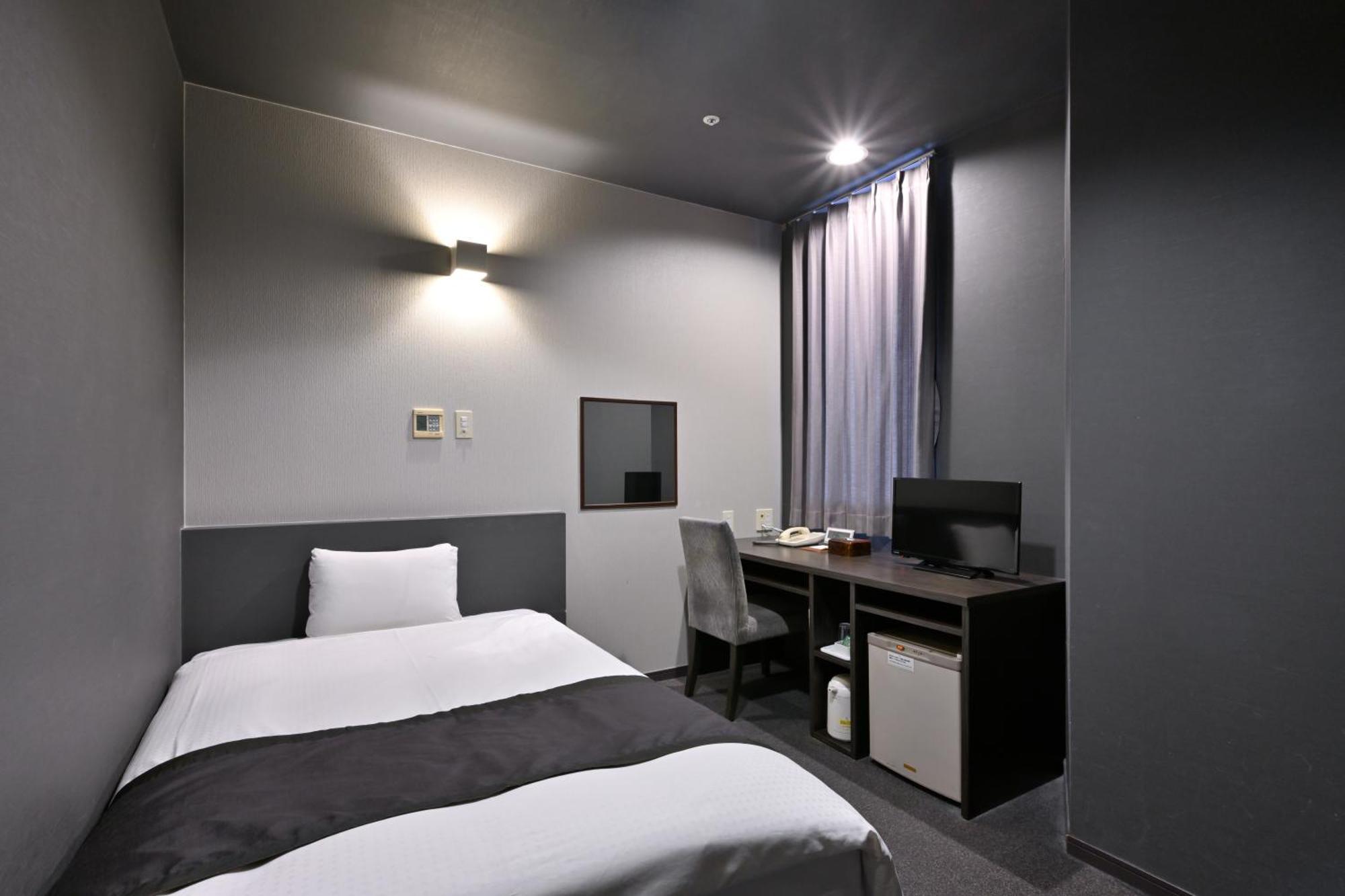 Wakayama Urban Hotel Bagian luar foto