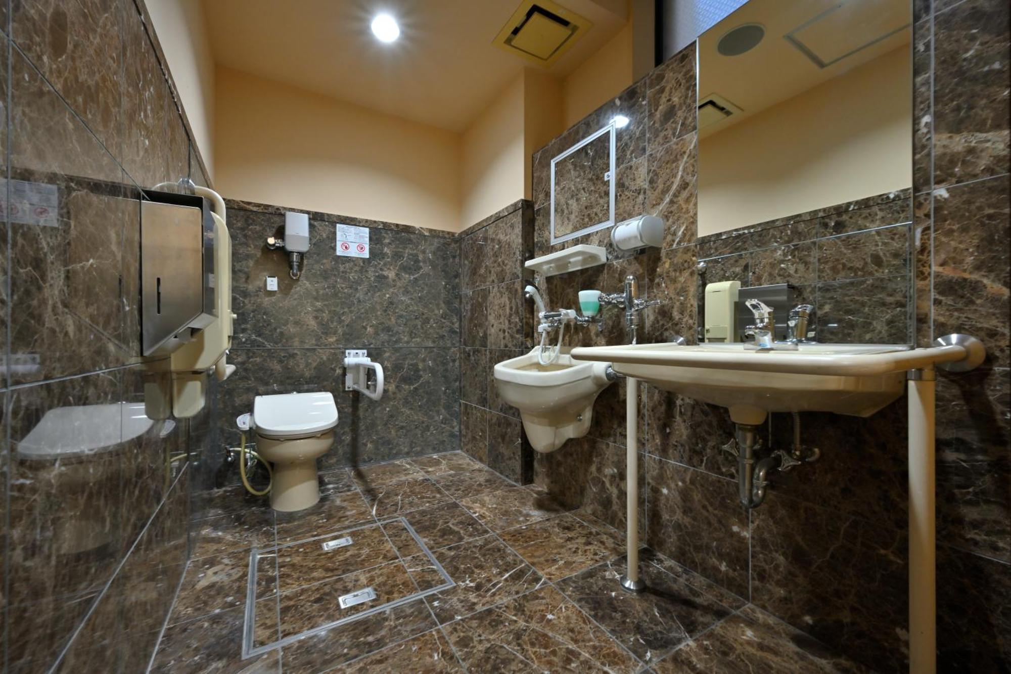 Wakayama Urban Hotel Bagian luar foto