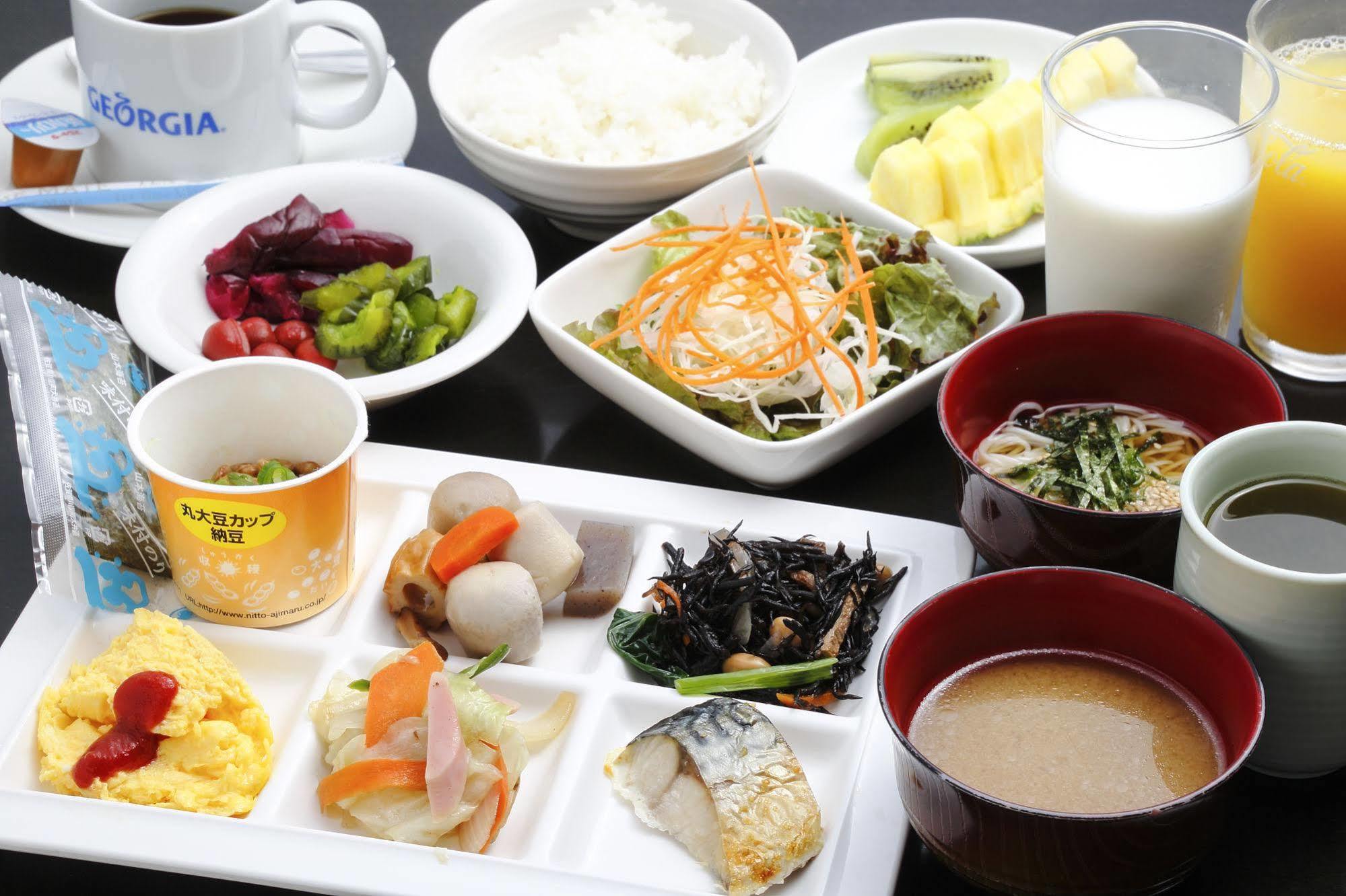 Wakayama Urban Hotel Bagian luar foto